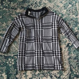 Max studio xs/s  3/4 th sleeve sweater